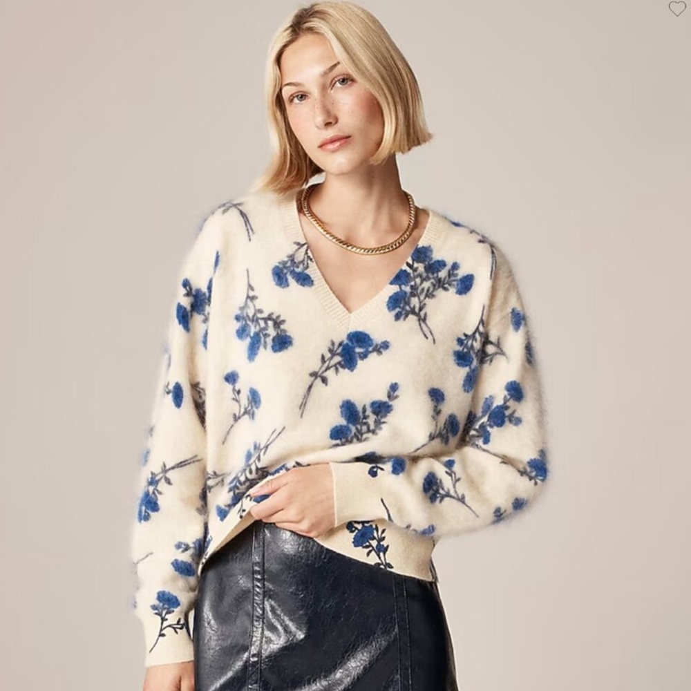 J. Crew Brushed cashmere V-neck sweater in toile floral print size XS